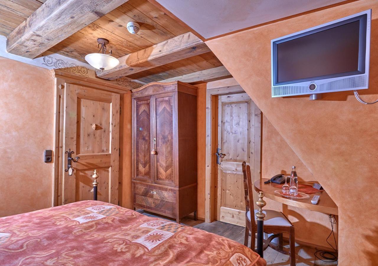 Historik Hotel Gotisches Haus Garni Rothenburg ob der Tauber Exterior photo